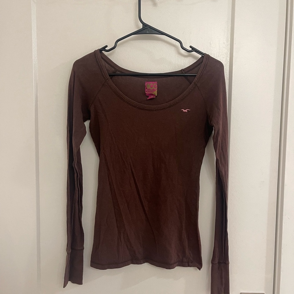 Vintage Y2K Hollister Women's Long-Sleeve Snatch Scoop Neck Top Brown Pink Logo